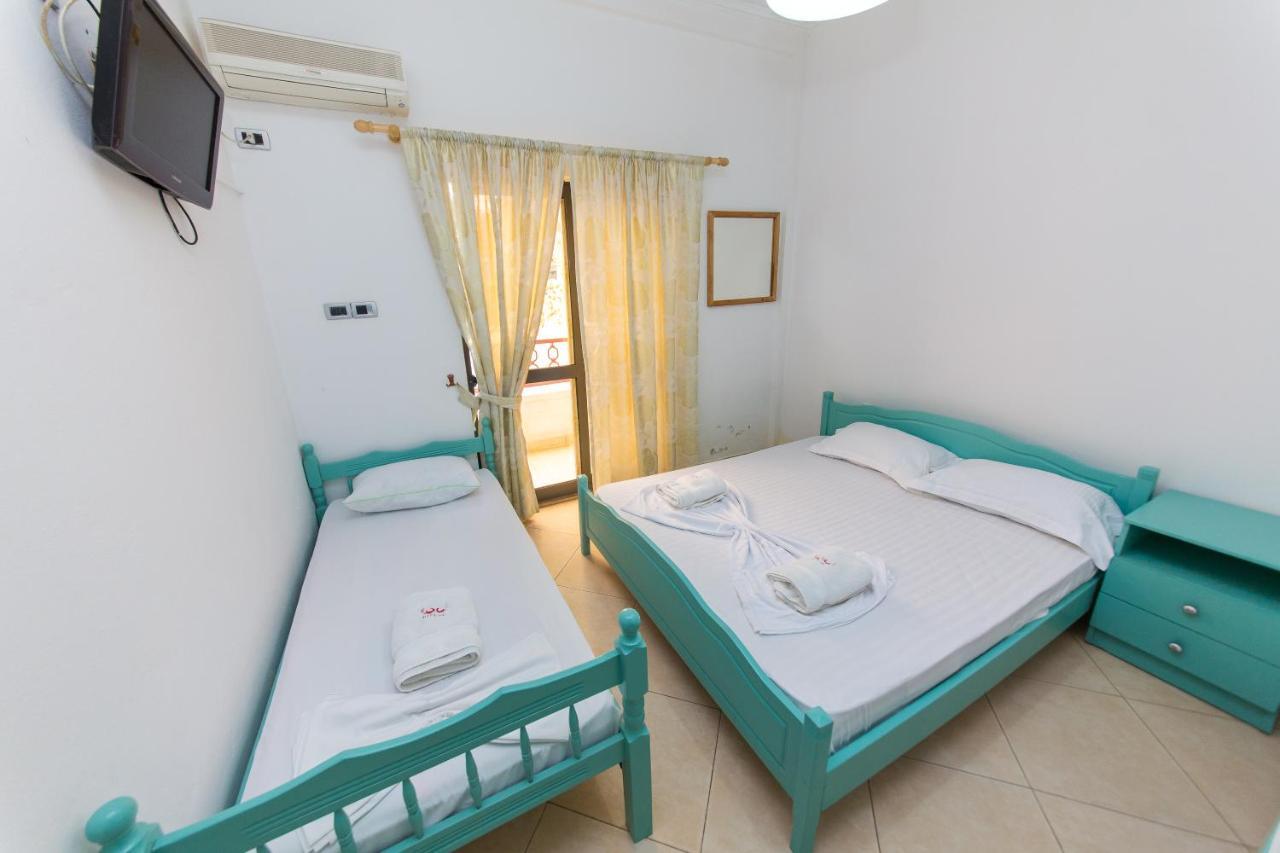 Aler Durres Hotel 3*